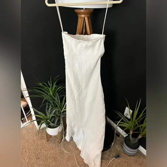 NWOT FREE PEOPLE Made Me Blush Midi Dress In White MSRP $98 Size M - Picture 9 of 11